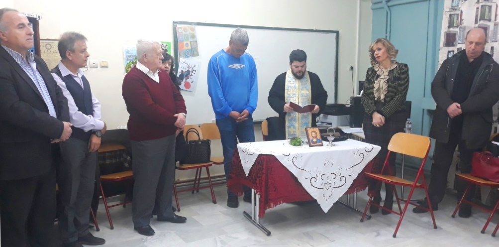 Το ΠΟΚΕΛ προσέφερε βιβλία στο 6ο Δημοτικό Σχολείο Λάρισας